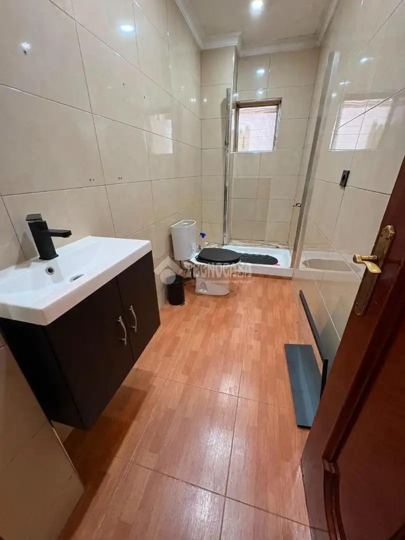 Baño de Piso en venta en Huelva