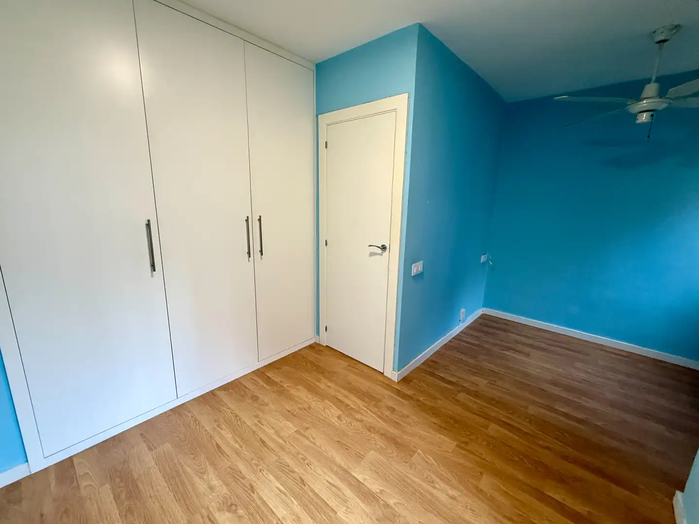 Dormitori de Dúplex en venda en Barcelona amb Calefacció, Parquet i Terrassa