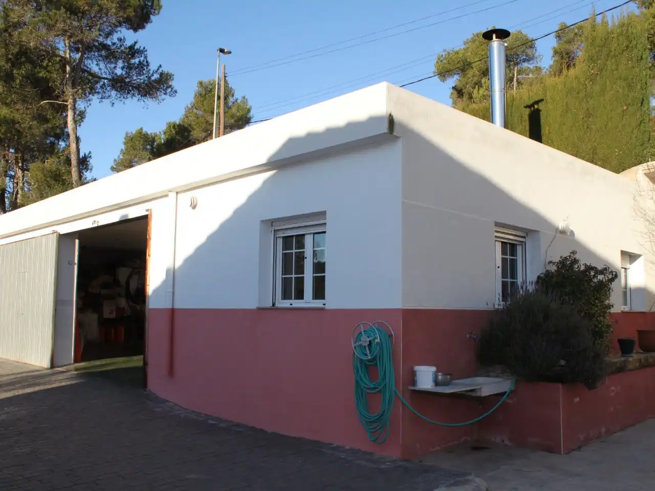 Vista exterior de Casa o chalet en venta en Olesa de Bonesvalls, Barcelona