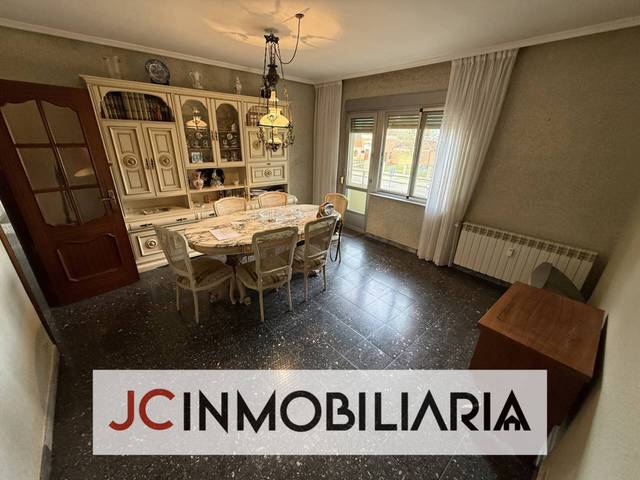 Piso en Venta en Calle Virgen de Fuentes, 2 en Villalón de Campos