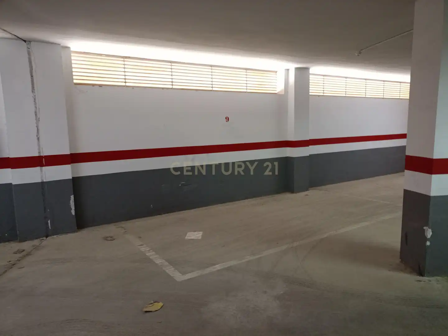 Aparcament de Garatge en venda en Riba-roja de Túria