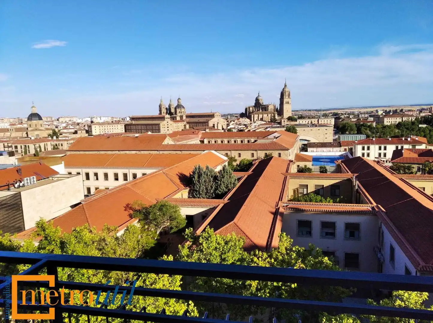 Außenansicht von Wohnung zur Miete in Salamanca Capital mit Heizung, Parkett und Möbliert