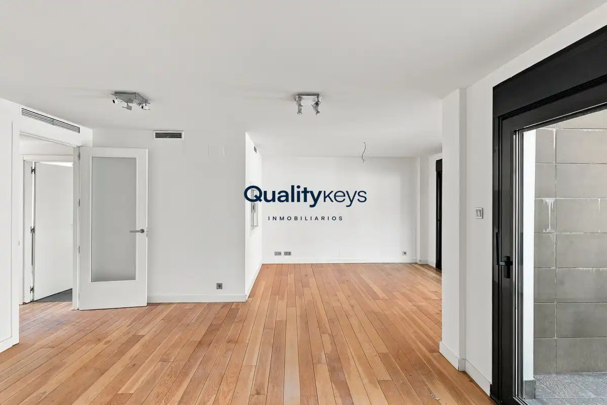 Sala de estar de Casa o chalet en venta en Madrid con Aire acondicionado, Calefacción y Jardín privado