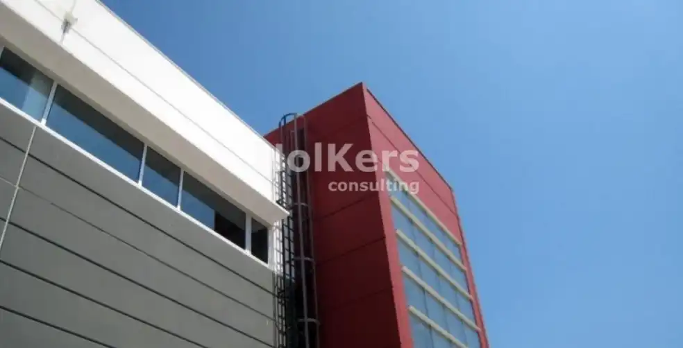 Nau industrial de lloguer a Llinars del Vallès