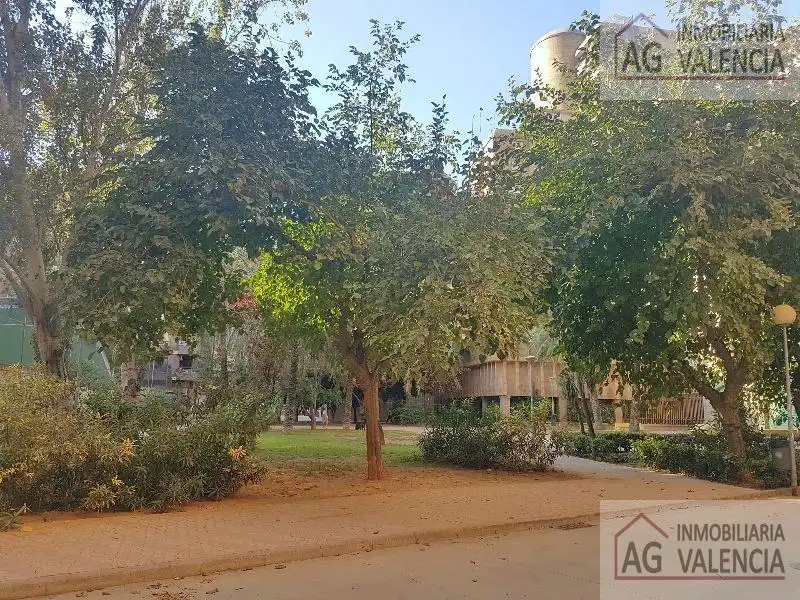 Geschaftsraum zum Verkauf in Guardia Civil, Barrio de Benimaclet