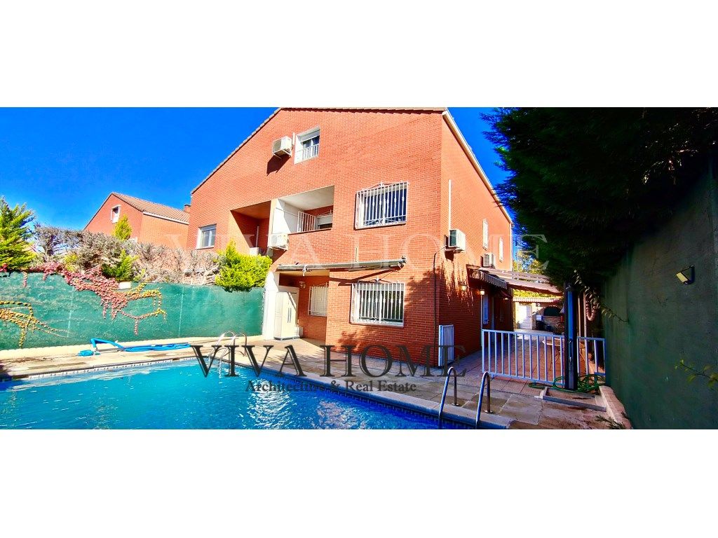 Exterior view of House or chalet for sale in Rivas-Vaciamadrid  with Air Conditioner