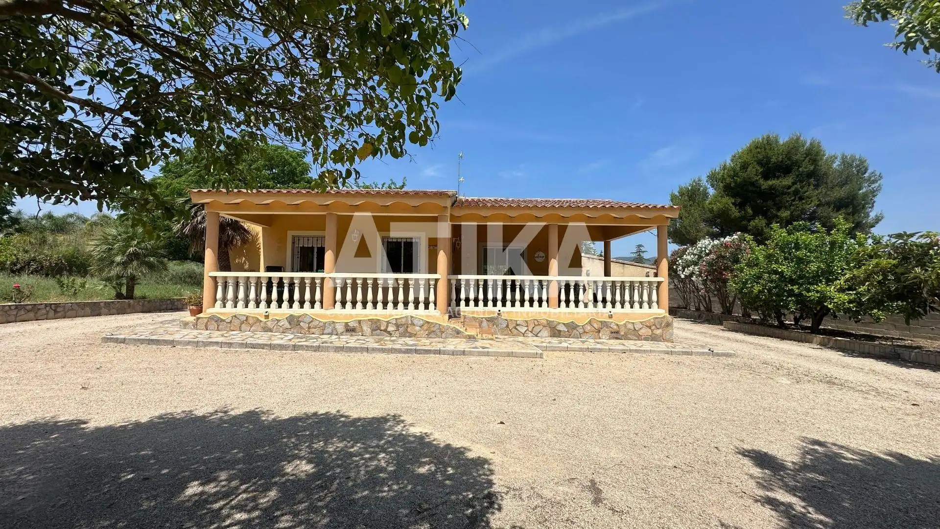 Vista exterior de Casa o chalet en venta en Ontinyent con Aire acondicionado, Jardín privado y Trastero