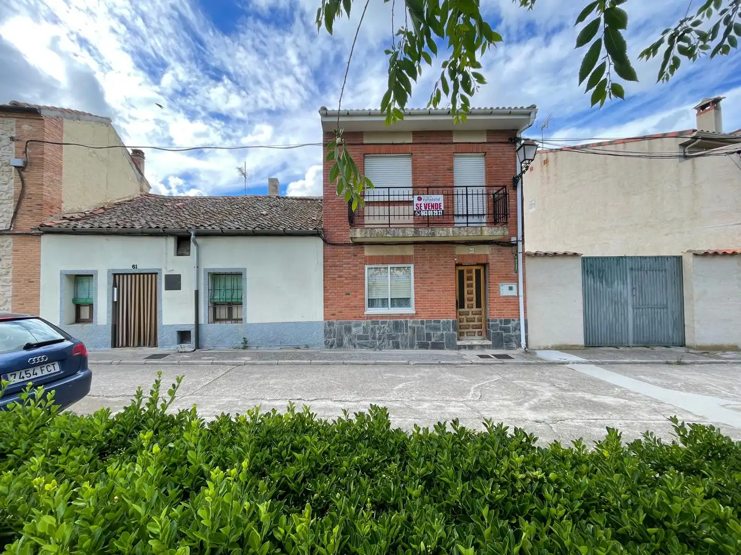 Vista exterior de Casa adosada en venda en Escarabajosa de Cabezas amb Calefacció, Terrassa i Traster
