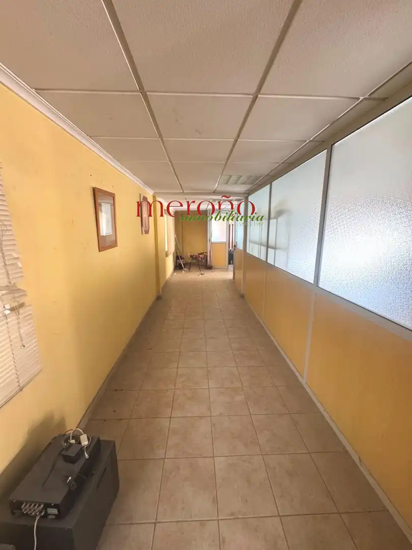 Industrial buildings for rent in Crevillent