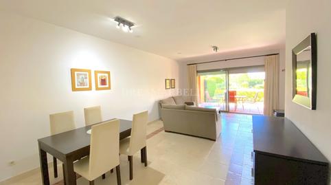 Foto 2 de Planta baixa en venda a Benatalaya, Estepona