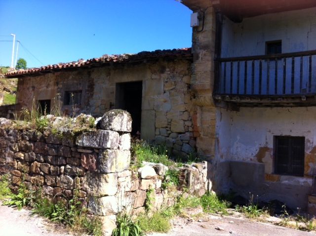 Exterior view of Single-family semi-detached for sale in Herrerías