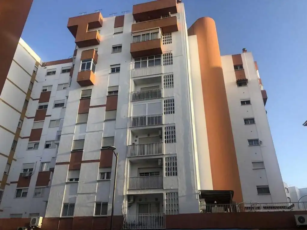 Piso en venta en Cmo de los enamorados, Crevillet