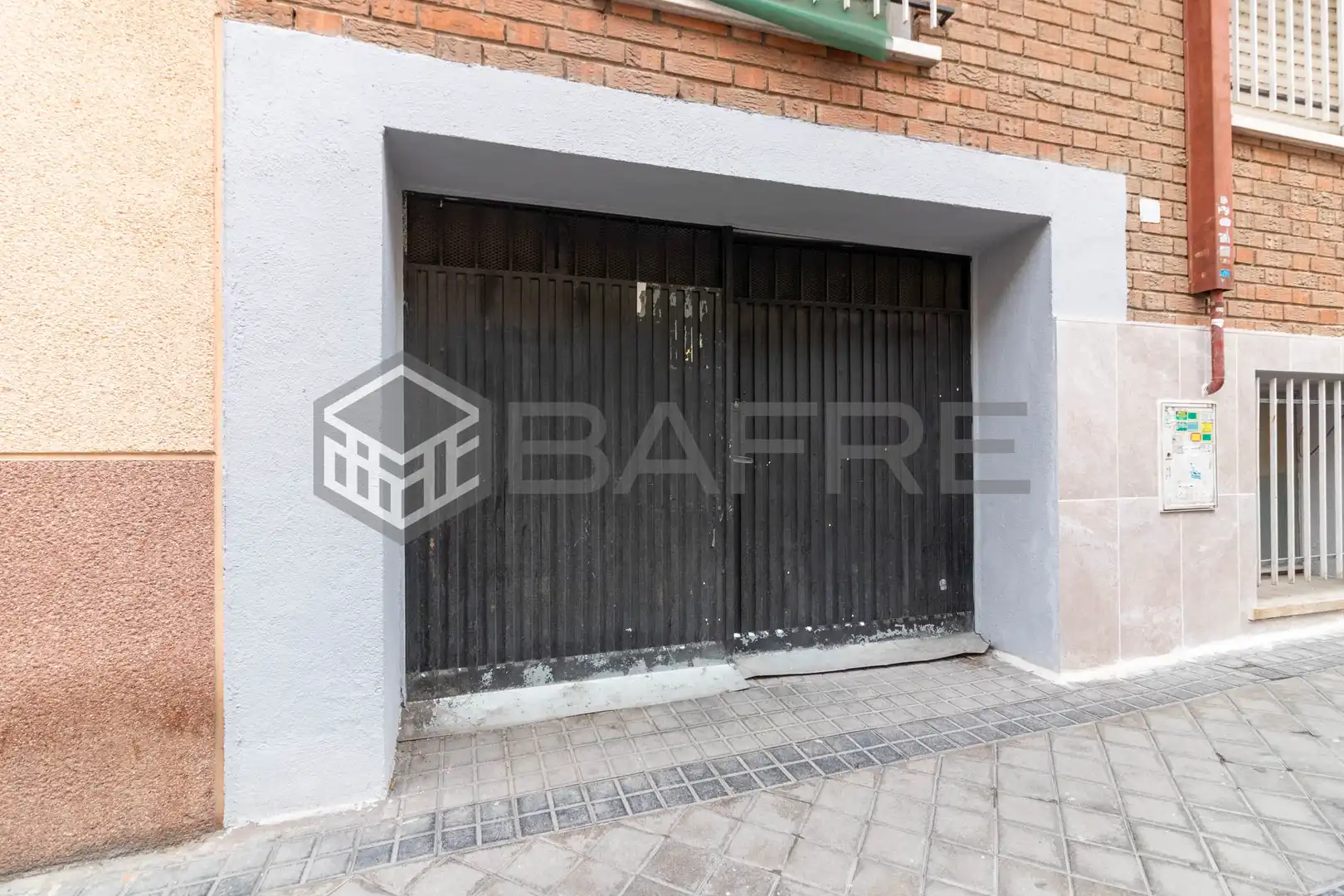Exterior view of Commercial properties for sale in Madrid