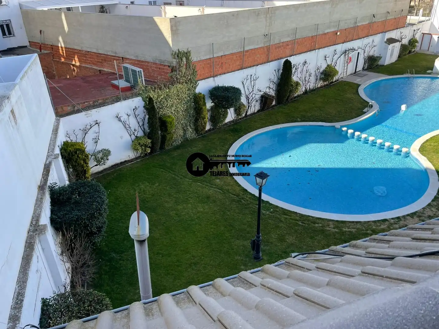 Piscina de Casa adosada en venta en Albacete con Aire acondicionado, Calefacción y Jardín privado