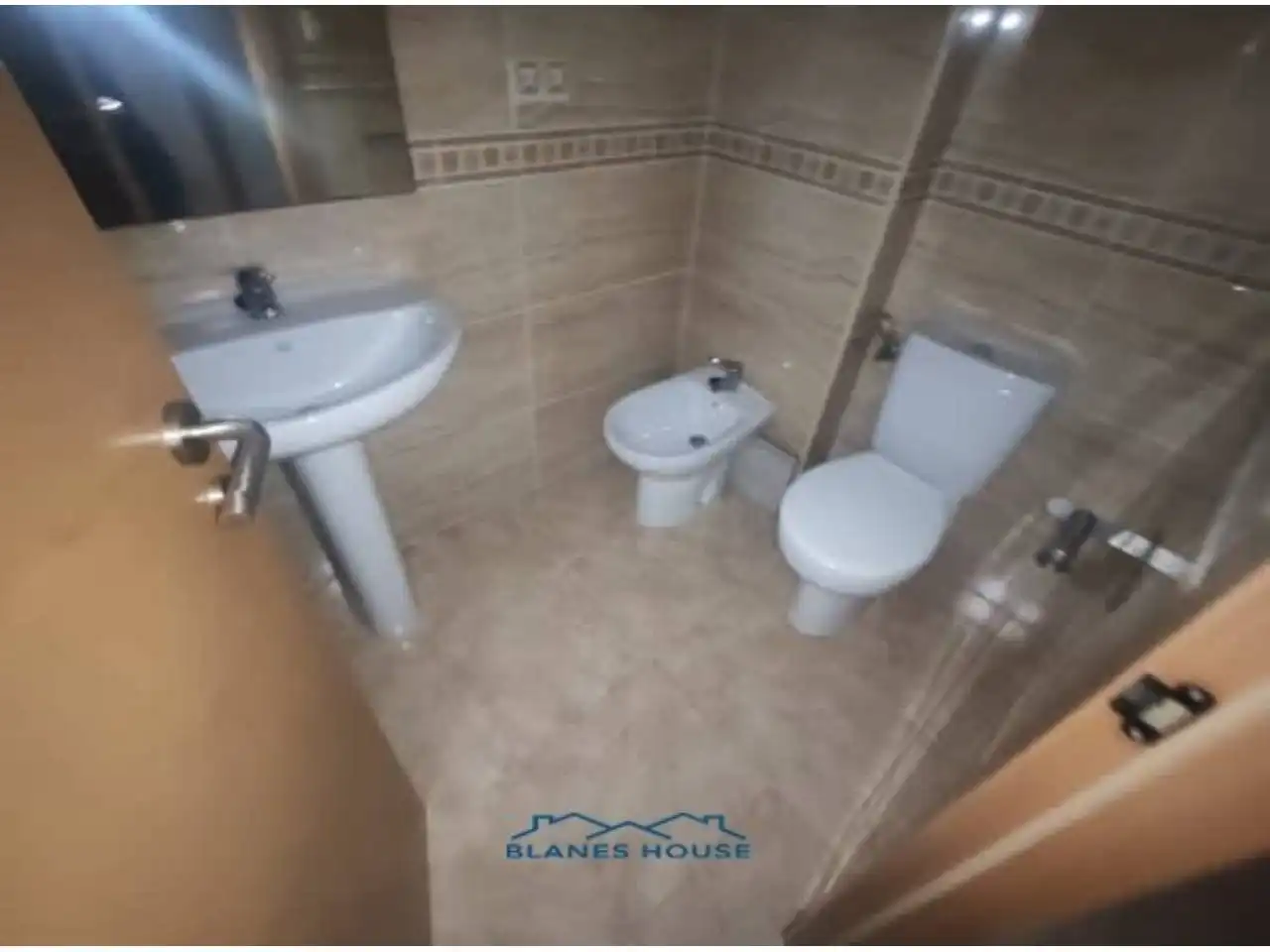 Bany de Pis en venda en Blanes