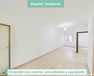 Living room of Flat to rent in Badalona  with Oven, Washing machine and Pets allowed