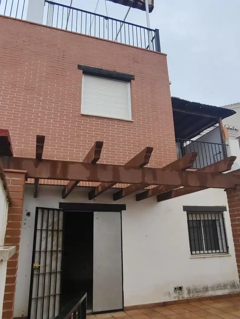 Casa adosada en venda a Avenida Avenida Llanos, Atarfe