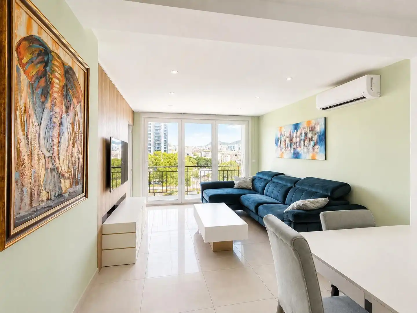 Sala de estar de Piso en venta en Málaga con Aire acondicionado y Balcón