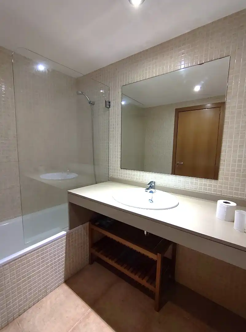 Baño de Piso de alquiler en Montgat con Calefacción, Parquet y Terraza