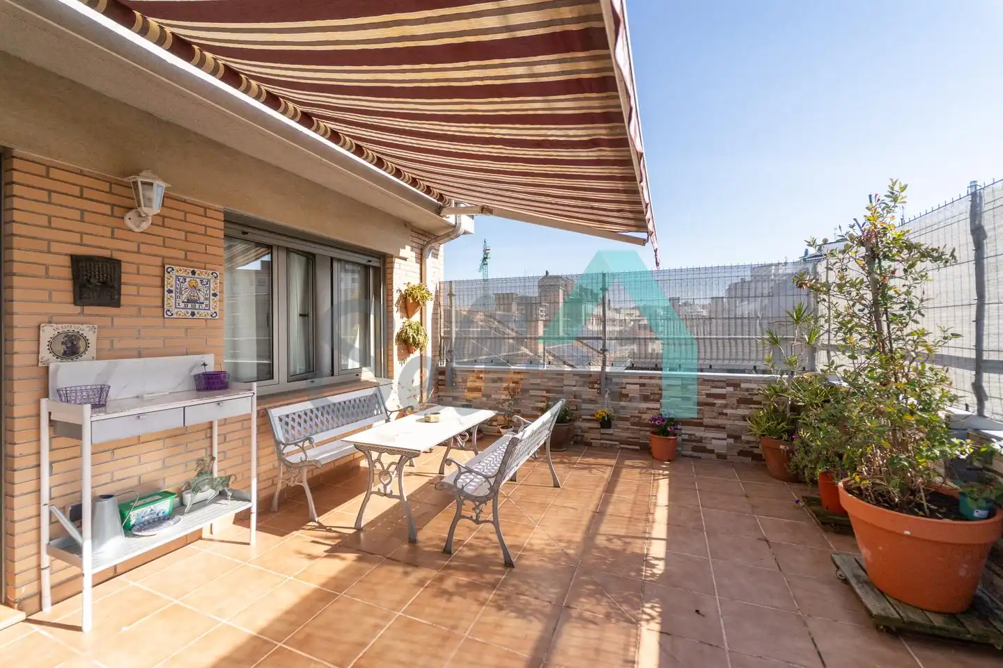Terraza de Ático en venta en Oviedo  con Calefacción, Parquet y Terraza