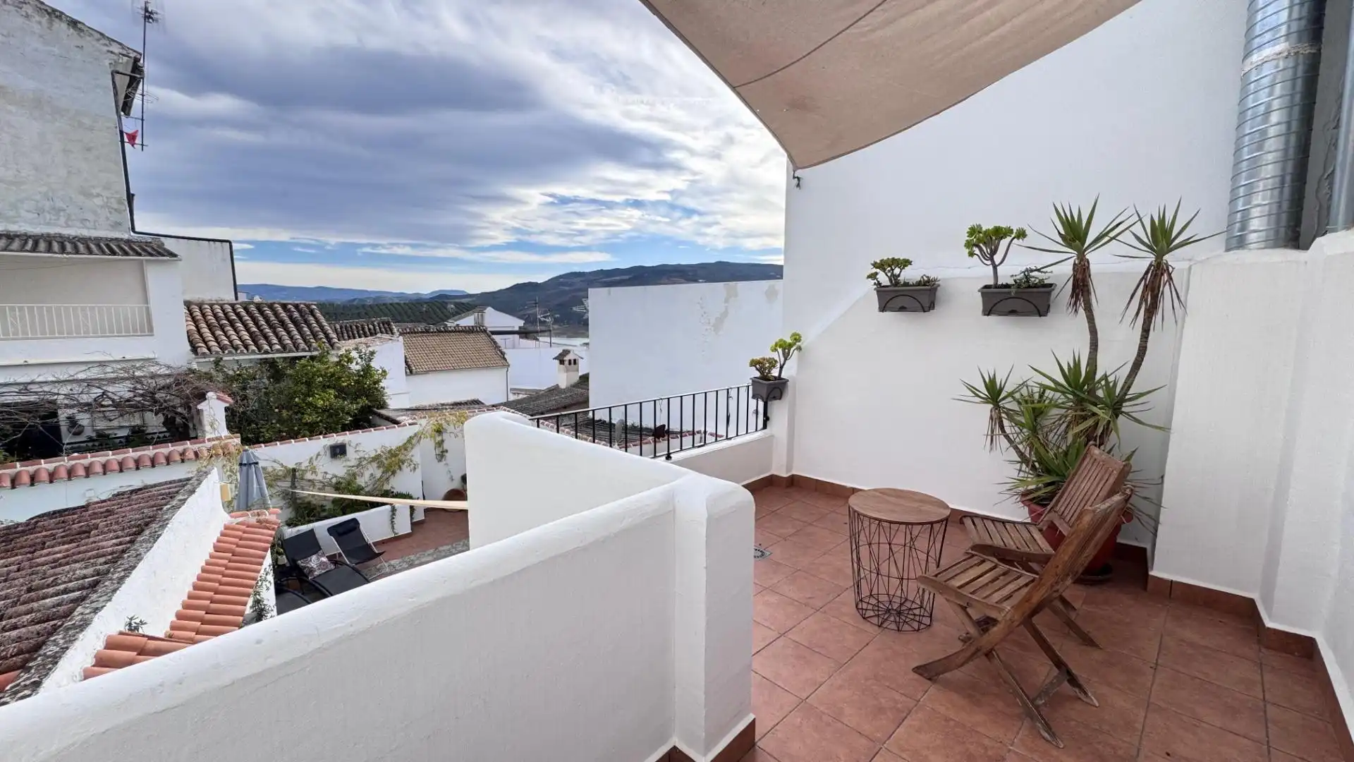 Terrace of Houses for sale in Iznájar  with Air Conditioner, Heating and Terrace