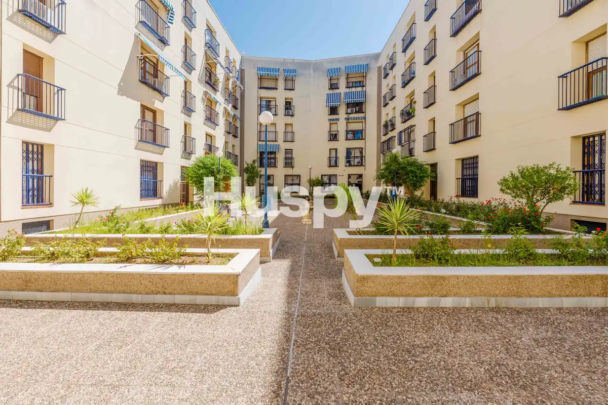 Flat for sale in Sevilla, Sevilla