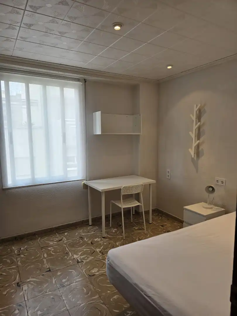 Bedroom of Flat for share in Gandia  with Furnished, Oven and Washing machine