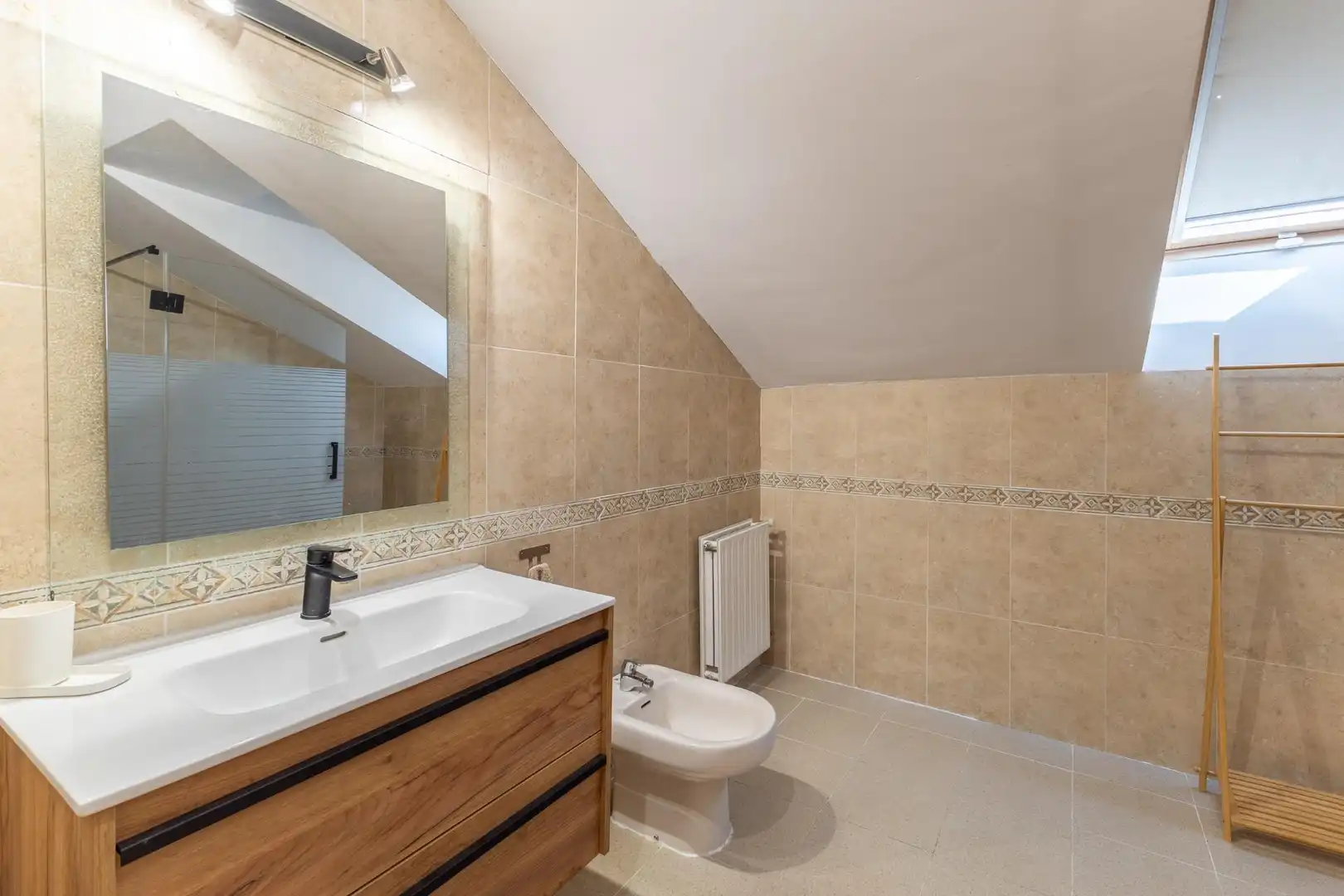 Baño de Dúplex de alquiler en Illescas con Aire acondicionado, Calefacción y Trastero