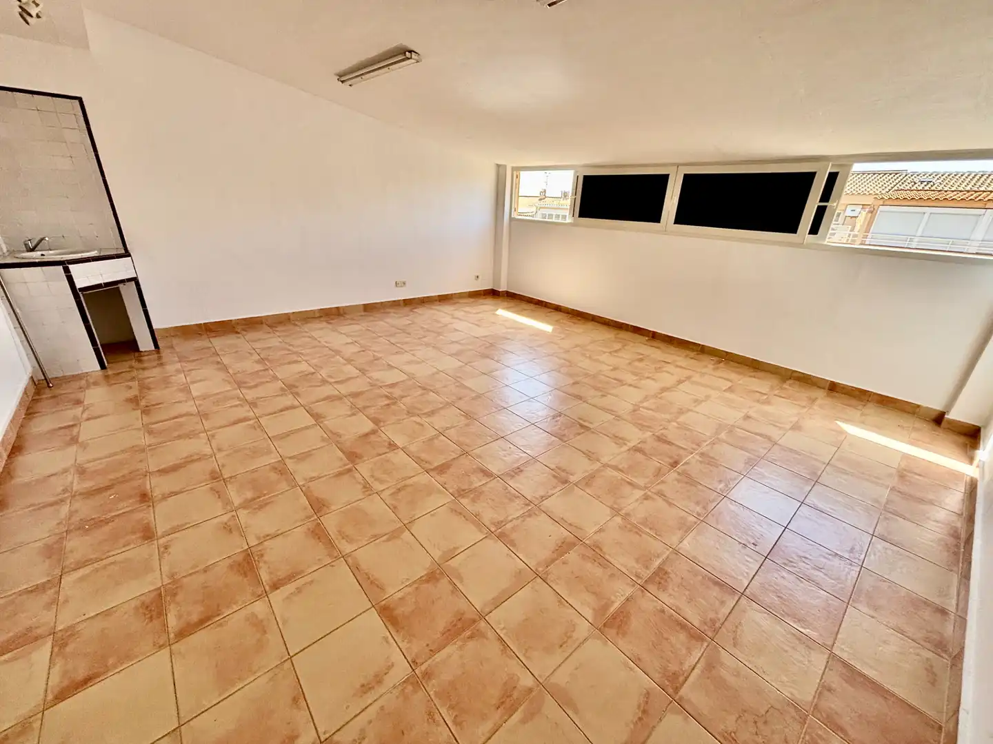 Casa adosada en venta en Alicante / Alacant con Aire acondicionado, Jardín privado y Terraza
