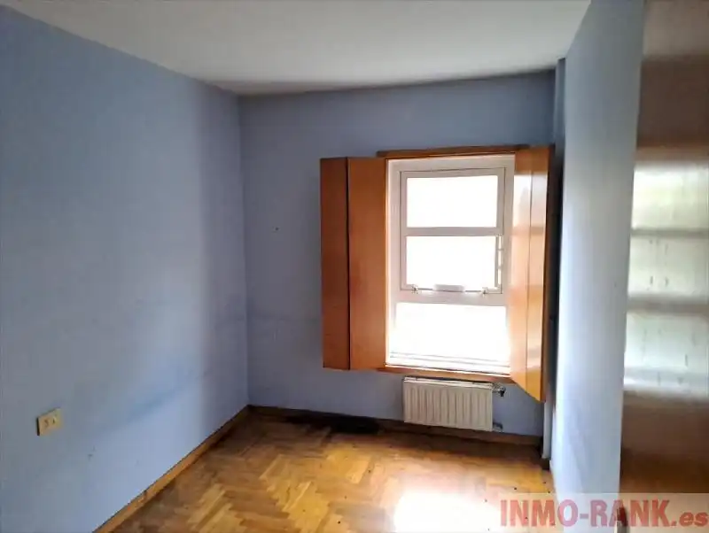 Habitación de Piso en venta en Vigo  con Trastero