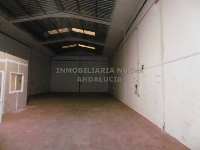 Nave industrial en Alquiler en Viator