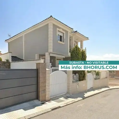 Casa con jardín en venta en CAÑADA DEL TOVAR 164, imagen 2