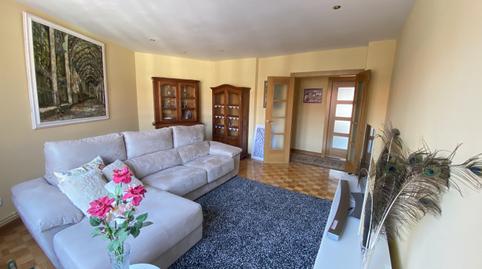 Foto 5 de Piso en venta en Solares - Plaza Riomiera, 5, Solares - Valdecilla, Medio Cudeyo
