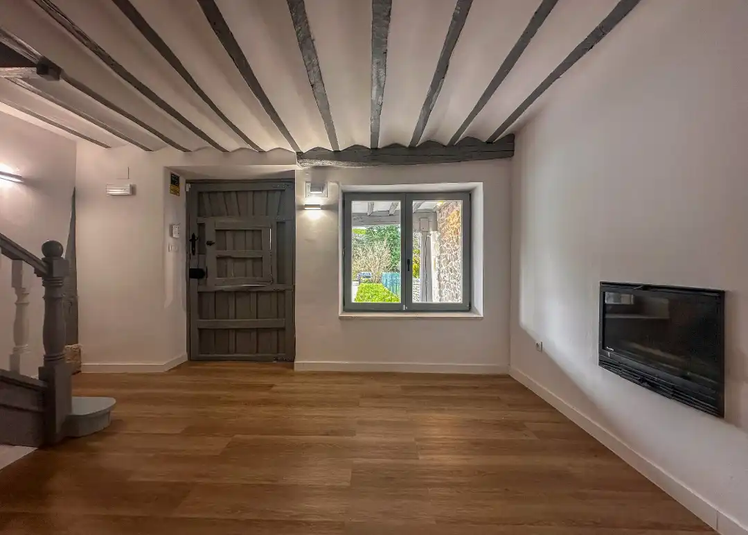 Casa adosada en venta en Lugar Barrio Carrera, Alfoz de Lloredo