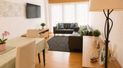 Foto 2 de Piso en venta en M Luisa Duran Marquina, 16, Riazor - Visma, A Coruña Capital