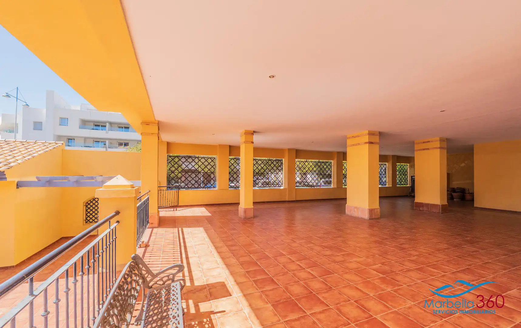 Wohnung zum Verkauf in Marbella mit Klimaanlage, Terrasse und Abstellraum