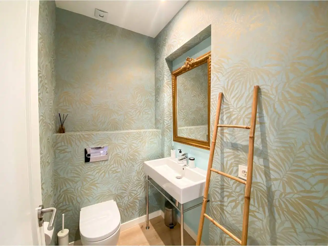 Baño de Piso de alquiler en  Palma de Mallorca con Aire acondicionado, Calefacción y Parquet