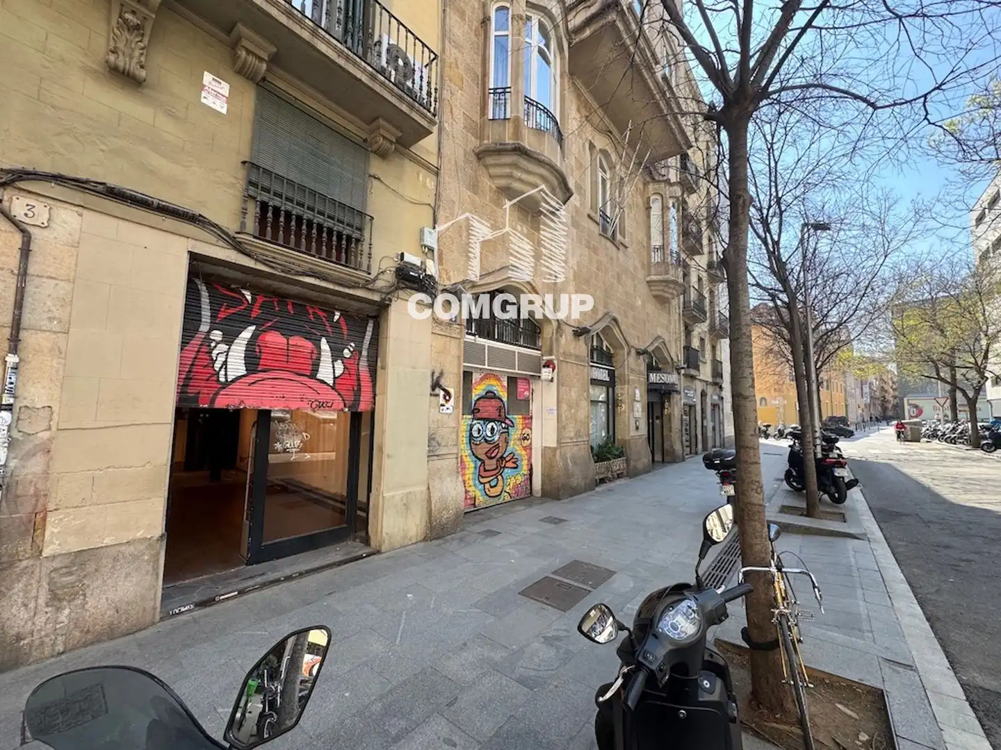 Vista exterior de Local de alquiler en Barcelona