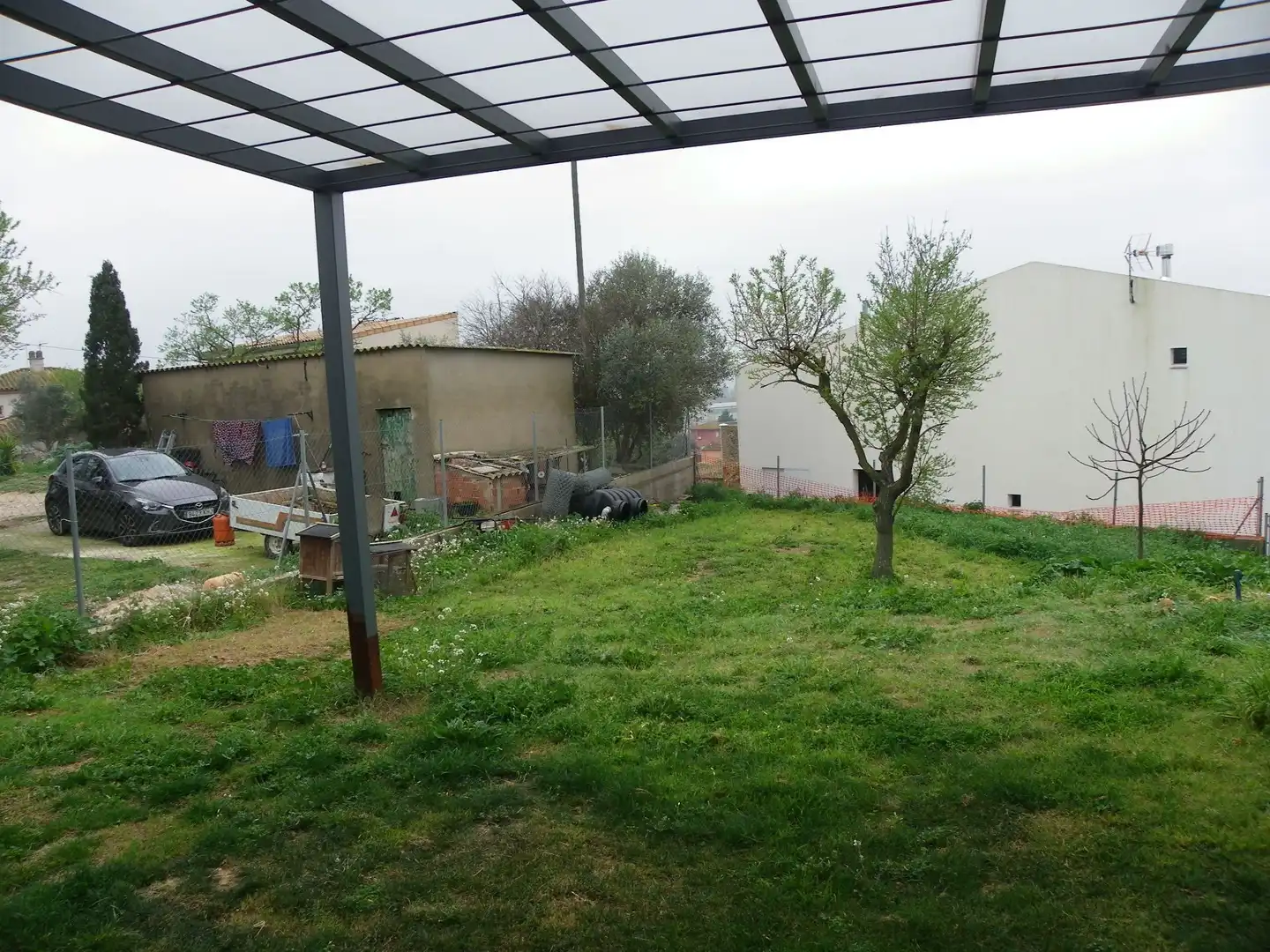 Houses for sale in Albons  with Air Conditioner, Heating and Private garden