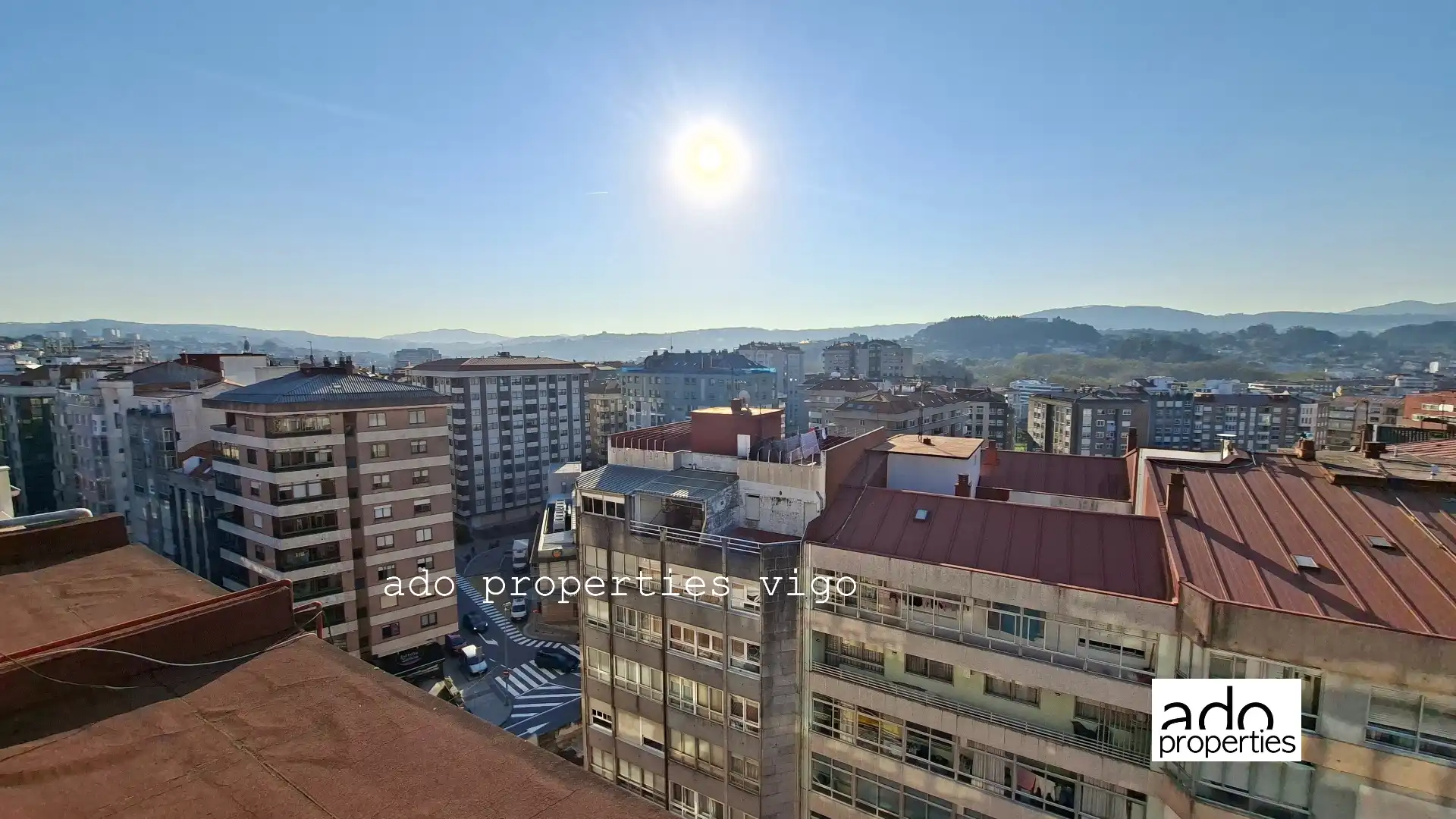 Vista exterior de Piso en venta en Vigo  con Terraza