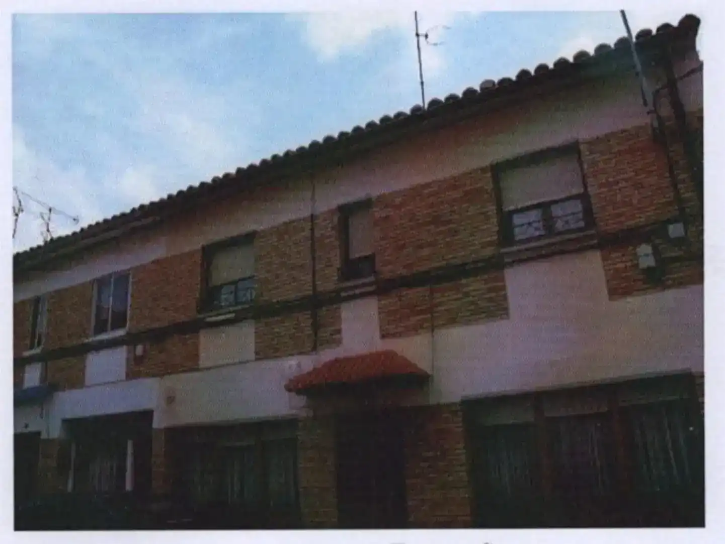 Vista exterior de Pis en venda en Arguedas amb Balcó