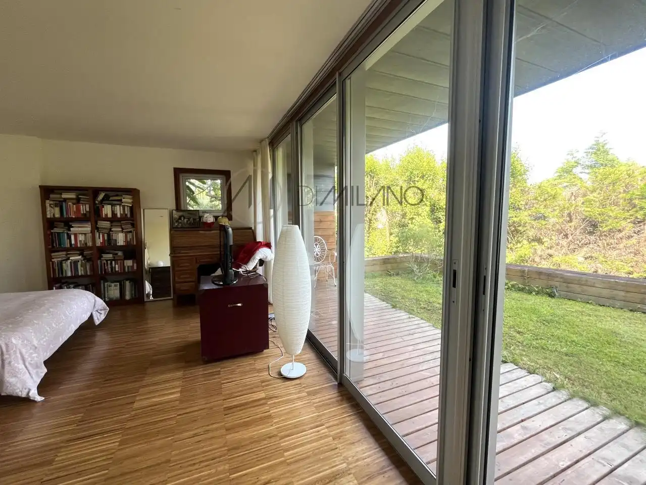 Sala d'estar de Casa o xalet en venda en Nigrán amb Calefacció, Jardí privat i Terrassa