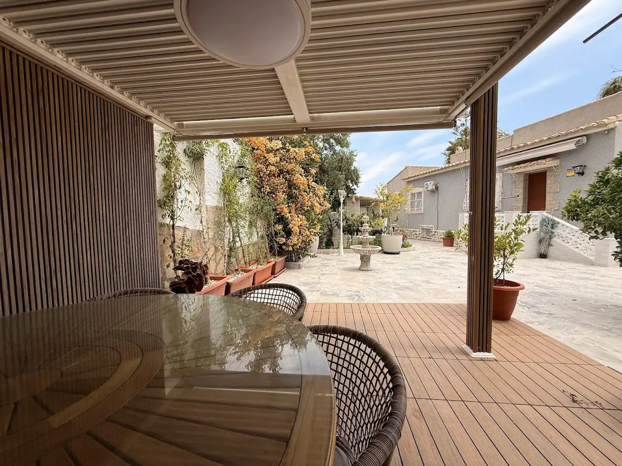 Terrassa de Casa o xalet en venda en El Campello amb Aire condicionat, Calefacció i Jardí privat