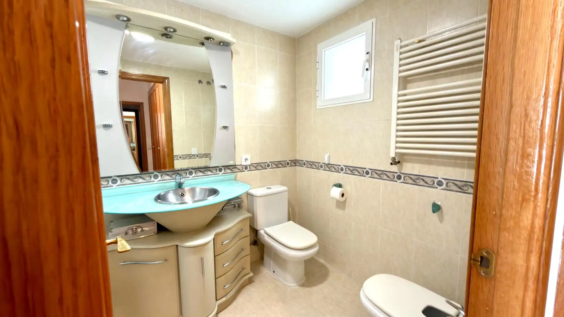 Bathroom of Attic for sale in Burjassot  with Air Conditioner, Heating and Terrace