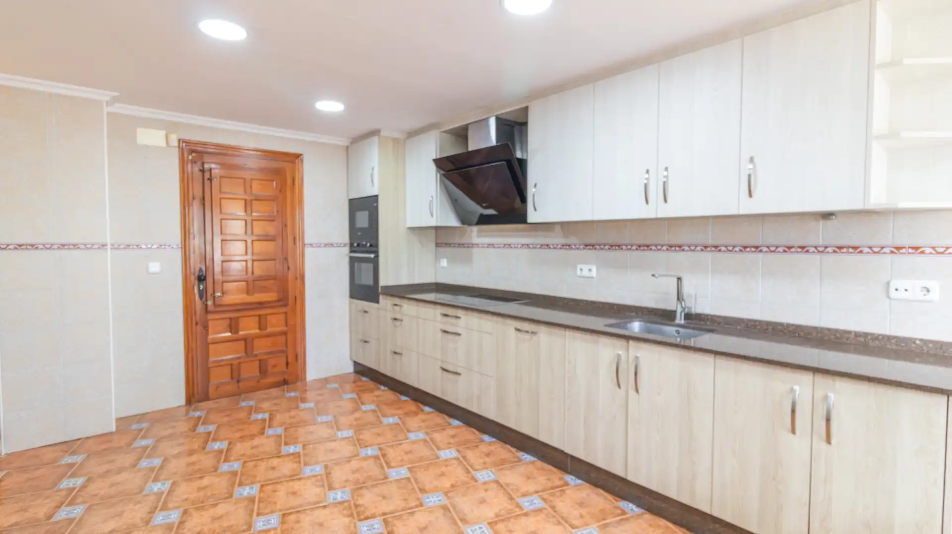 Cocina de Casa o chalet en venta en Elche / Elx con Aire acondicionado, Calefacción y Terraza