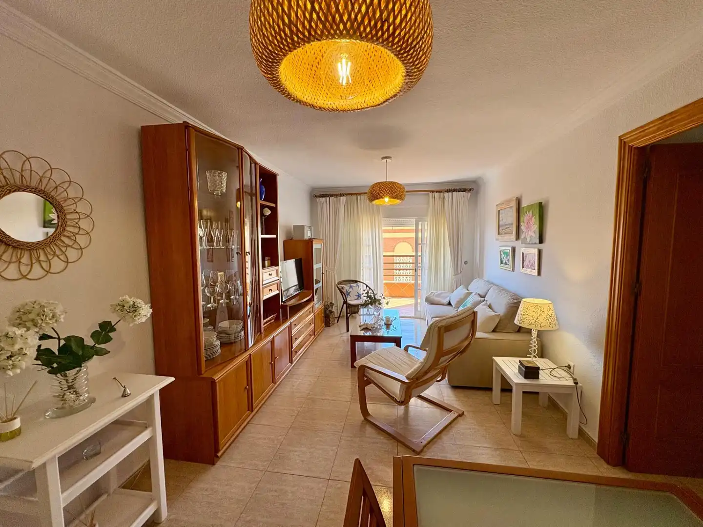 Sala de estar de Piso de alquiler en Vélez-Málaga con Terraza