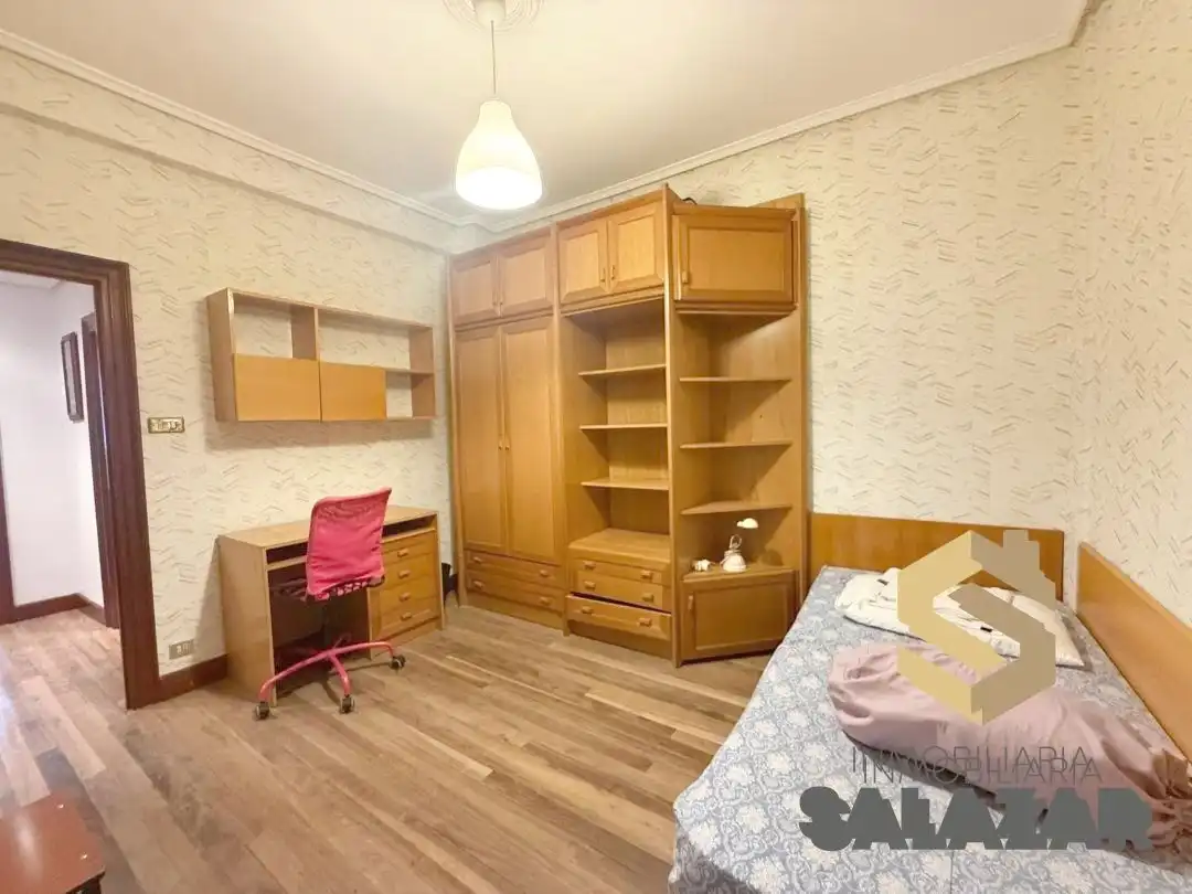 Habitación de Piso de alquiler en Bilbao  con Calefacción