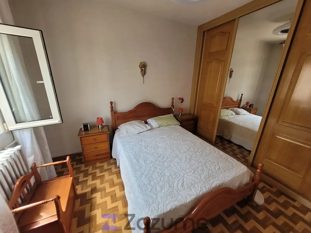 Bedroom of Flat for rent in Segovia  with Heating, Parquet flooring and Furnished