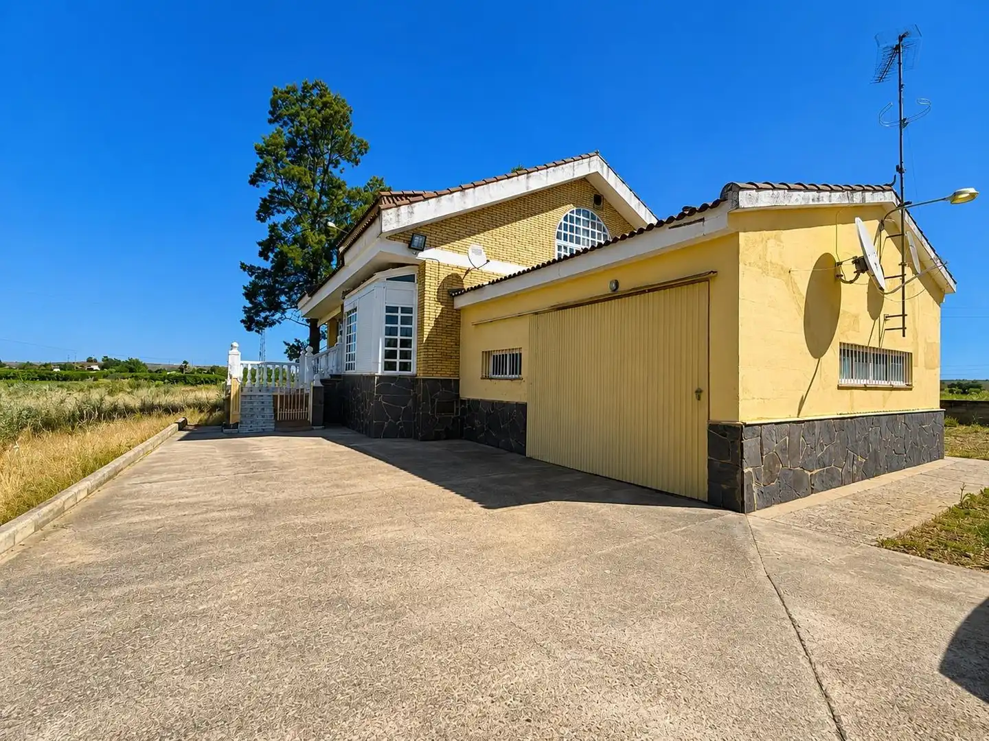 Vista exterior de Finca rústica en venda en Mérida