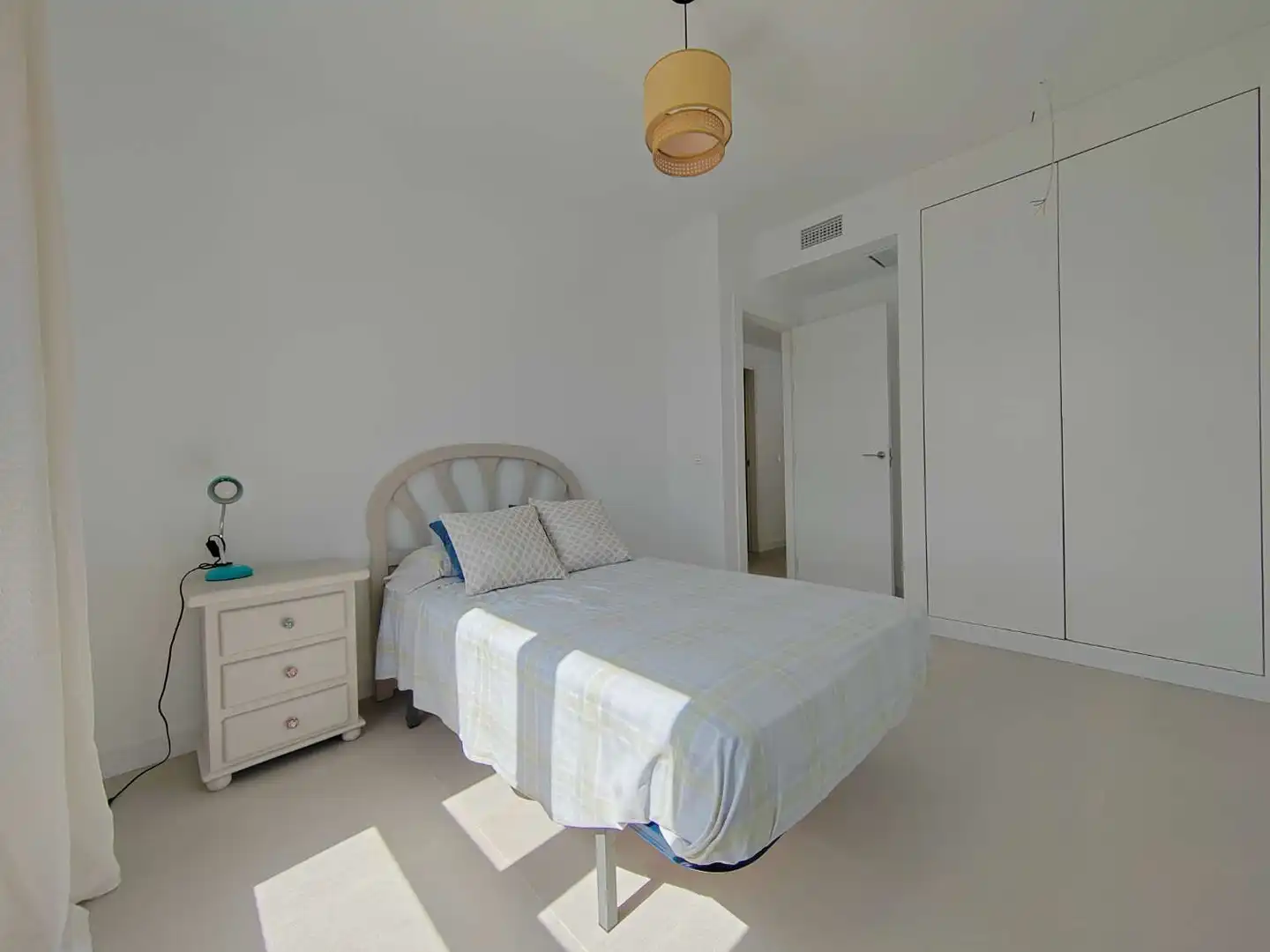 Dormitori de Casa o xalet de lloguer en Vélez-Málaga amb Aire condicionat, Terrassa i Piscina